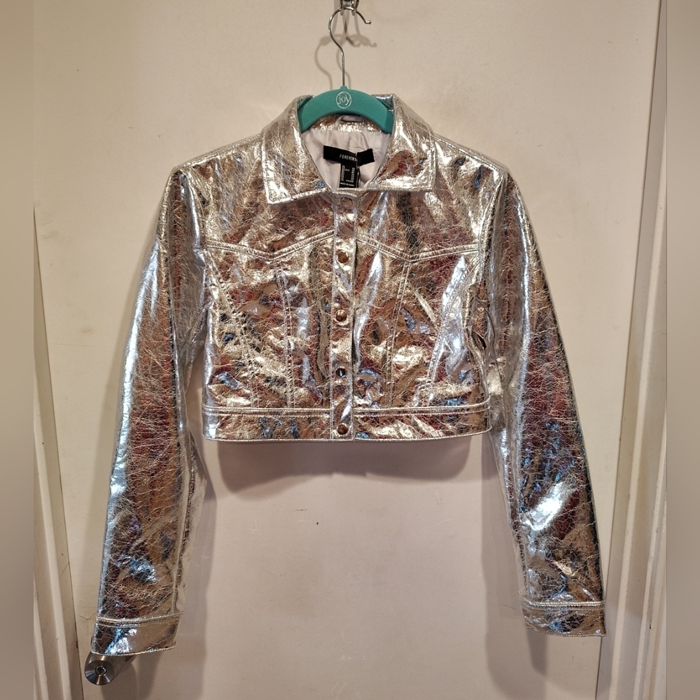 Forever 21 NWT Silver Metallic Cropped Jacket Sz XS Pink Glam Casual Cybercore